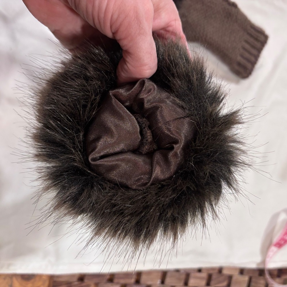 Glove Faux Fur Fingerless Gloves Knit Brown Faux Fur Trim Cozy Winter Women NWOT - Picture 5 of 6